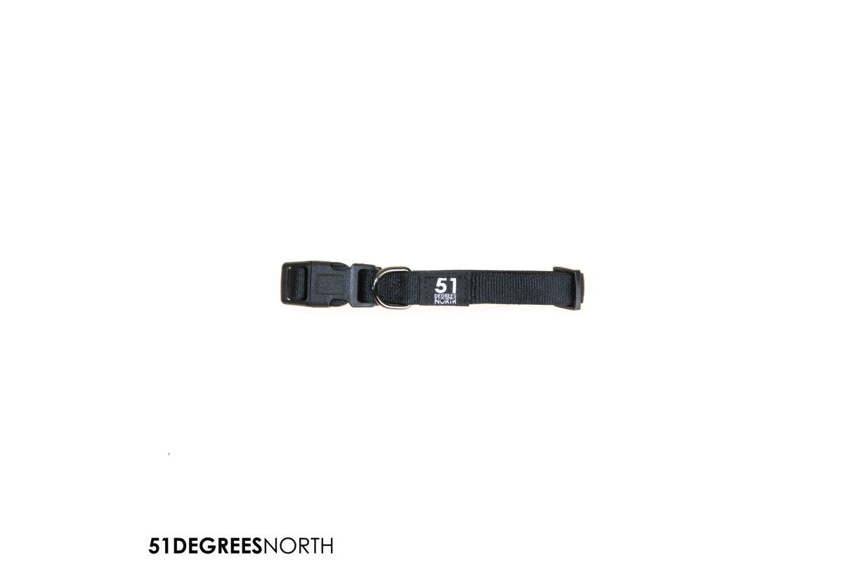 Wanderful - collar - flat - black